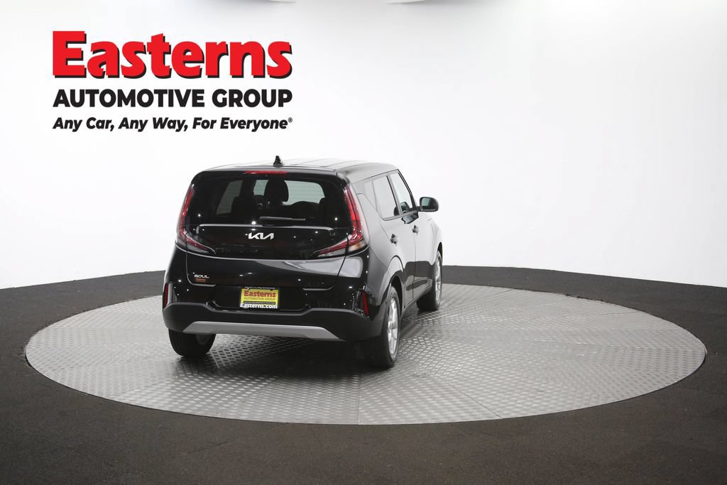 Used 2025 Kia Soul LX w/ LX Technology Package FWD image 36