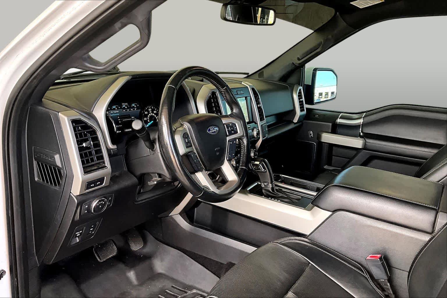 Used 2018 Ford F150 Lariat w/ Equipment Group 501A Mid AWD/4WD image 17