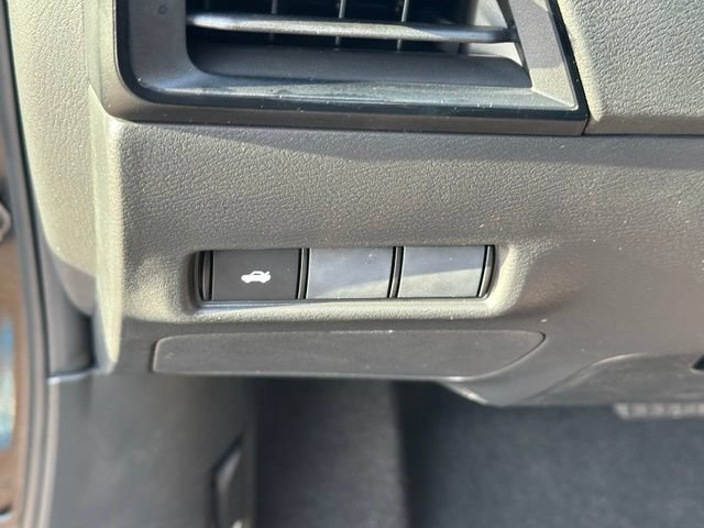 Used 2026 Nissan Sentra SV w/ Floor Mat Package FWD image 20