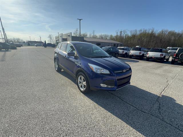 Used 2016 Ford Escape SE w/ SE Cold Weather Package AWD/4WD image 6