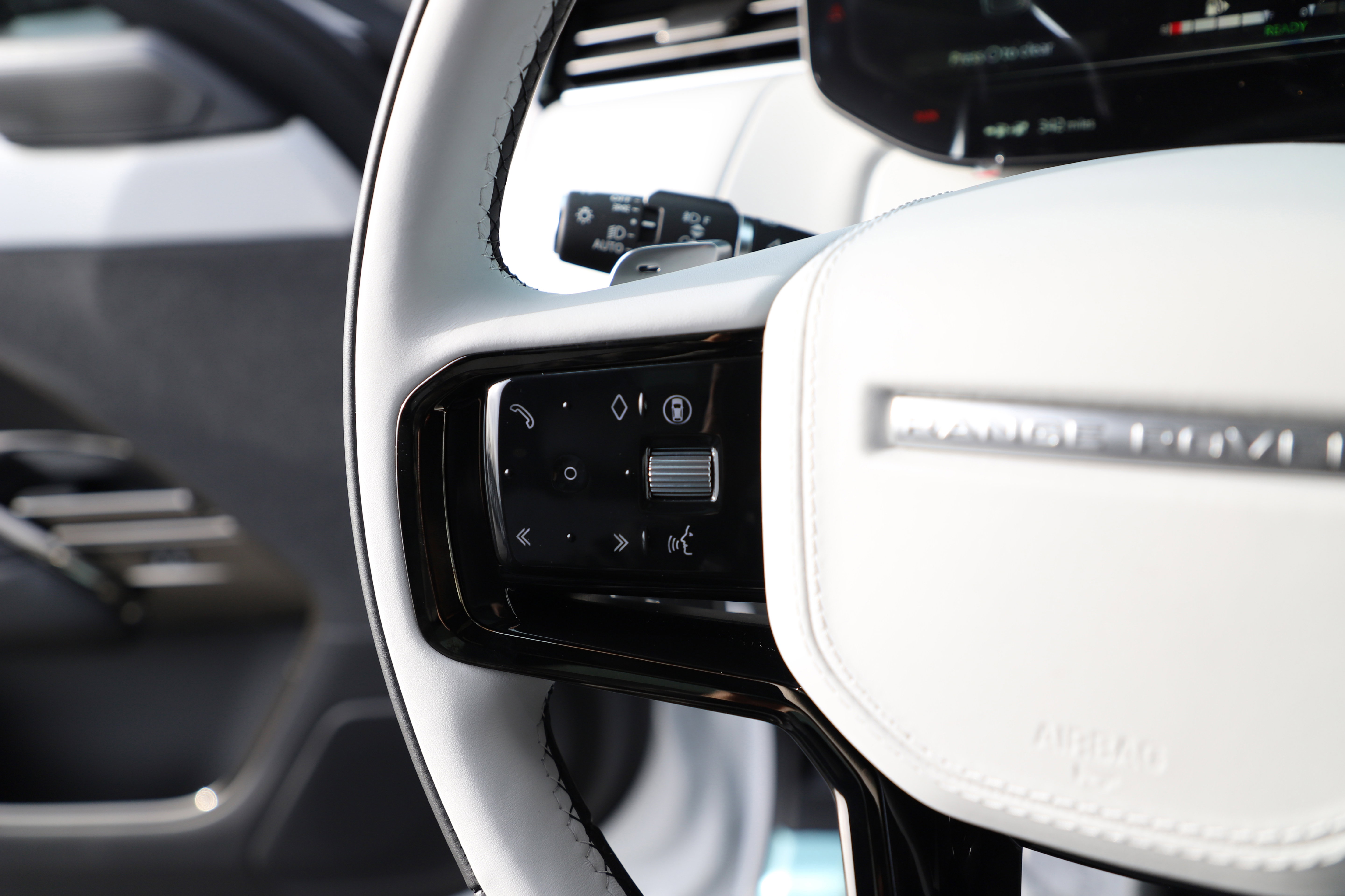 New 2026 Land Rover Range Rover Sport Dynamic SE image 28