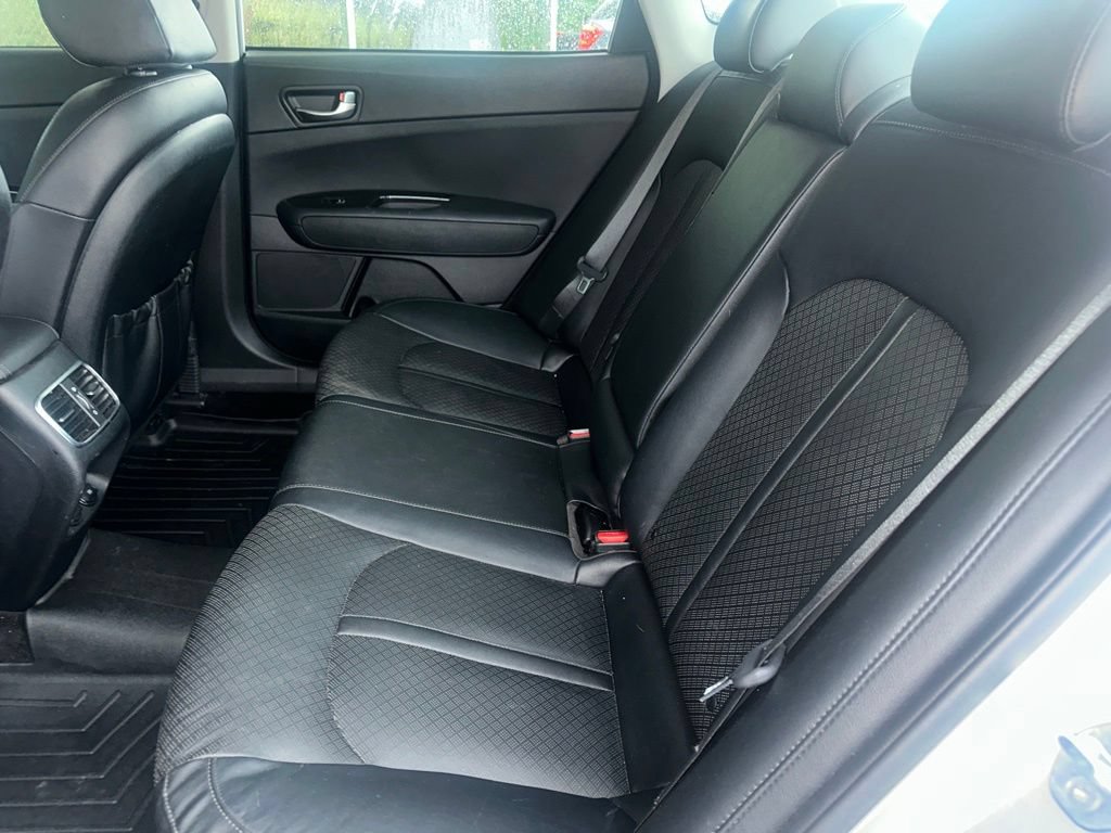 Used 2020 Kia Optima Premium FWD image 11