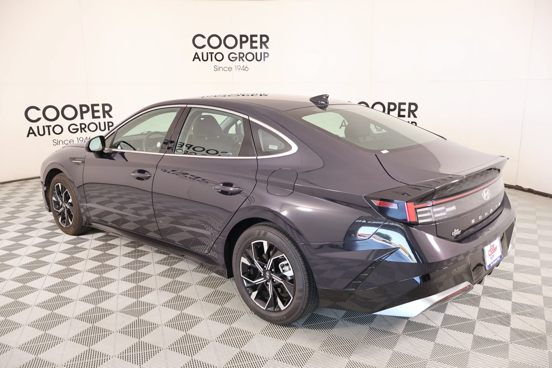 Used 2025 Hyundai Sonata SEL FWD image 21