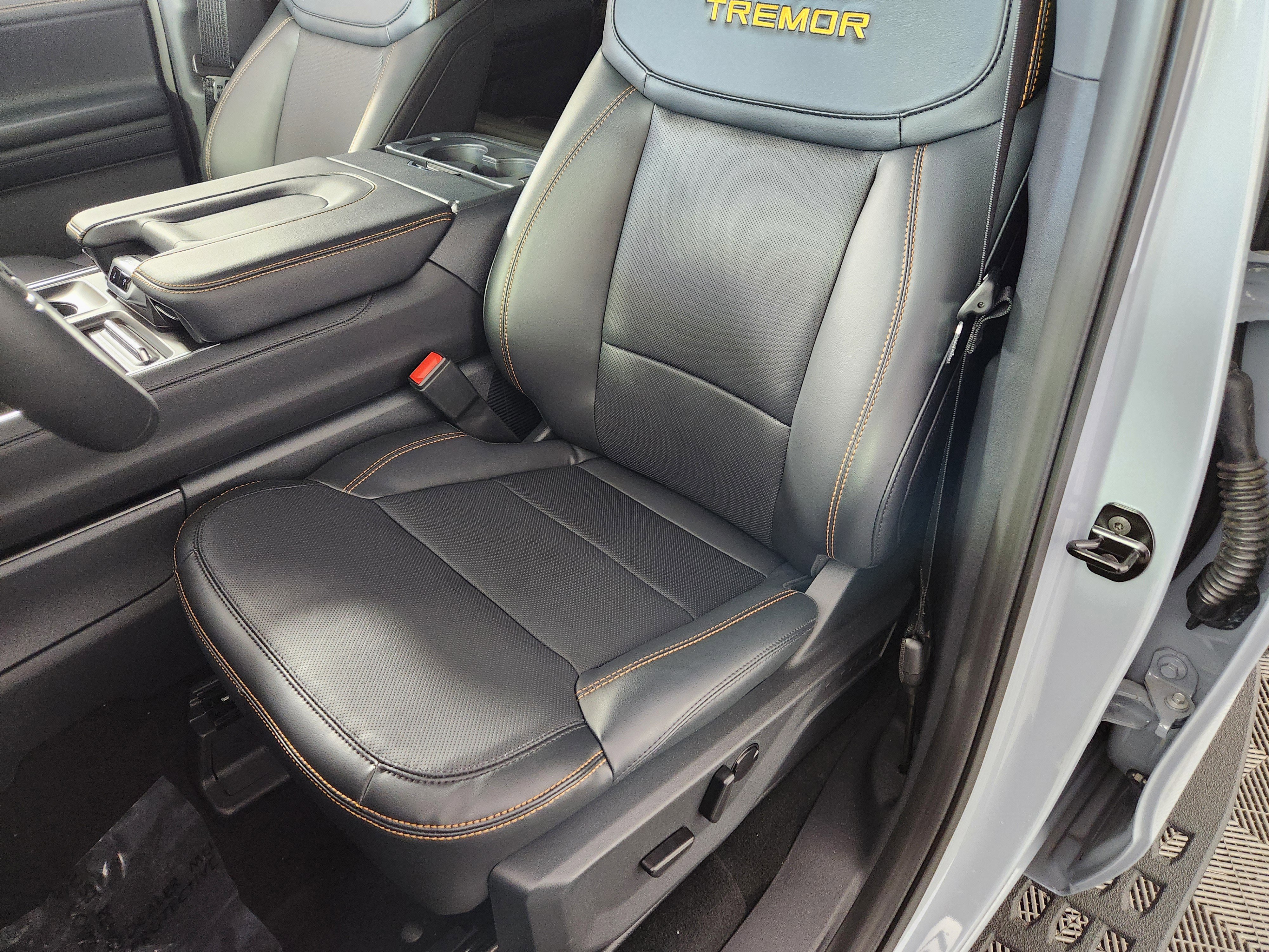 New 2026 Ford Expedition Tremor AWD/4WD image 12