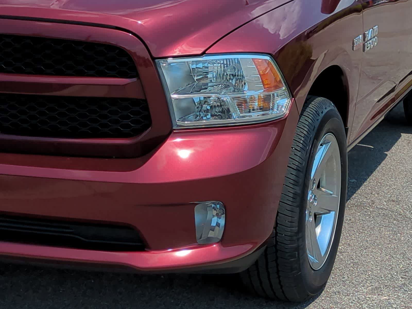 Used 2016 RAM 1500 Express AWD/4WD image 11