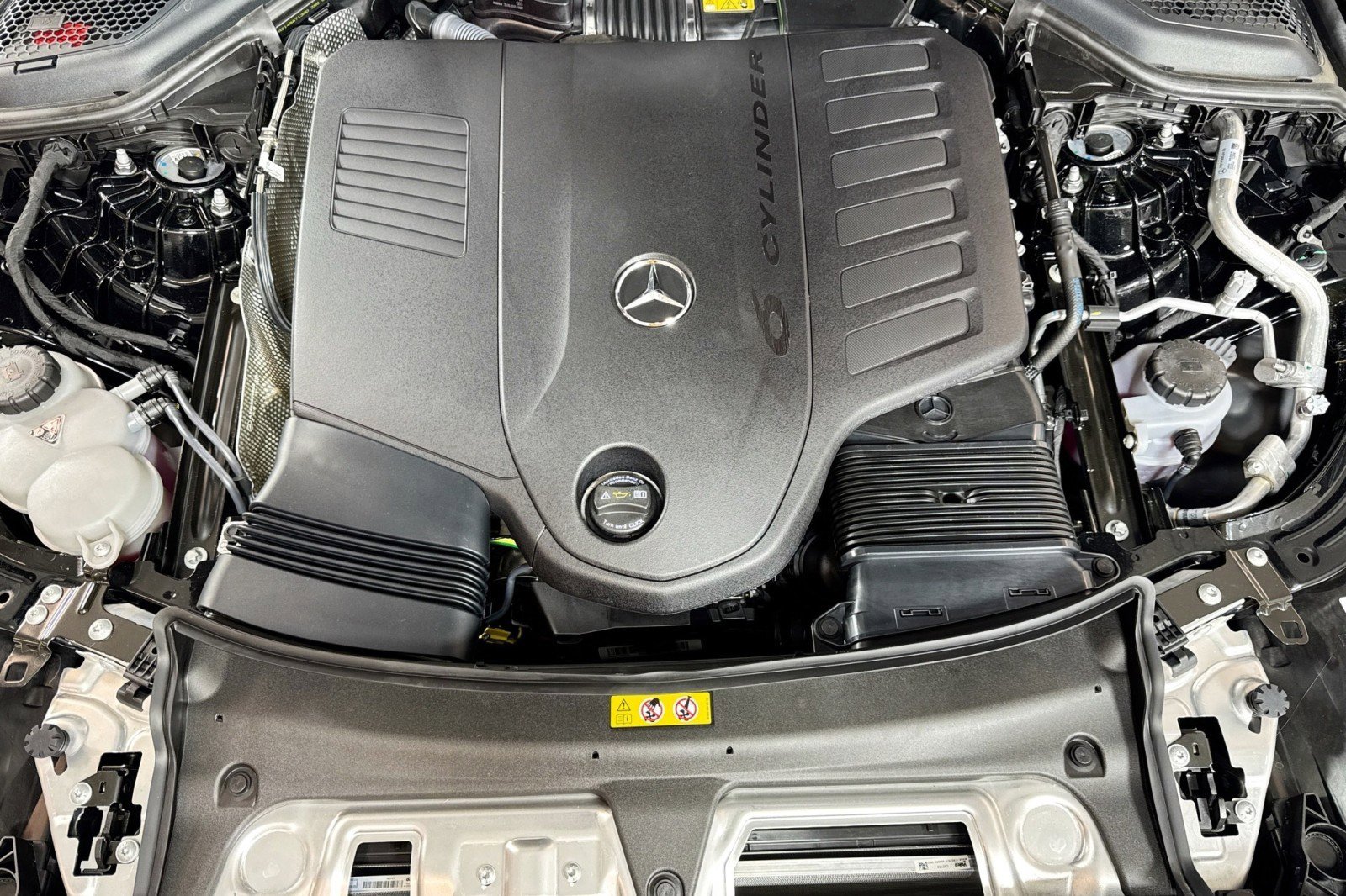 New 2026 Mercedes-Benz E 450 4MATIC Sedan image 28