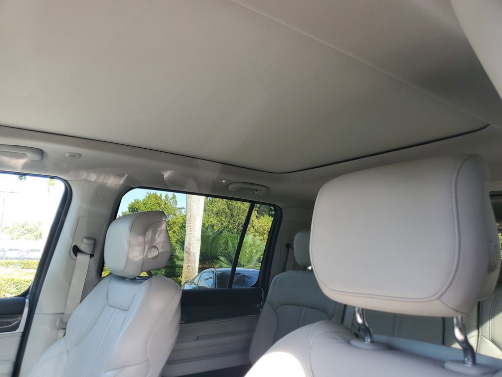 Used 2022 Jeep Wagoneer Series III w/ Premium Group I image 24