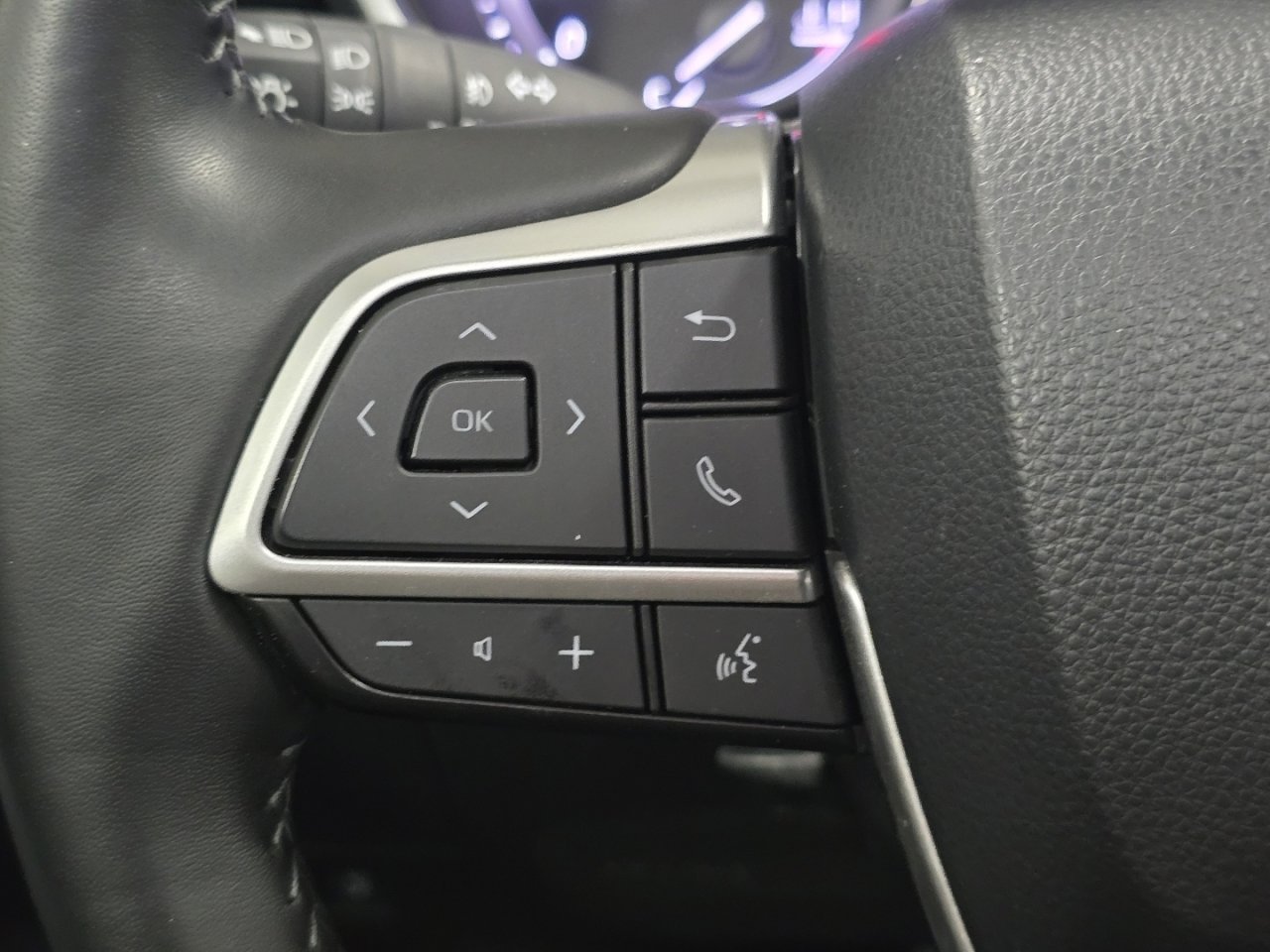 Used 2022 Toyota Highlander XLE image 33