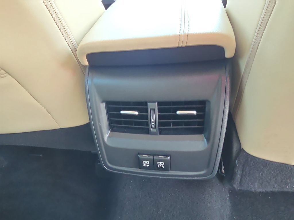 Used 2019 Toyota Avalon XLE w/ Moonroof Package FWD image 34