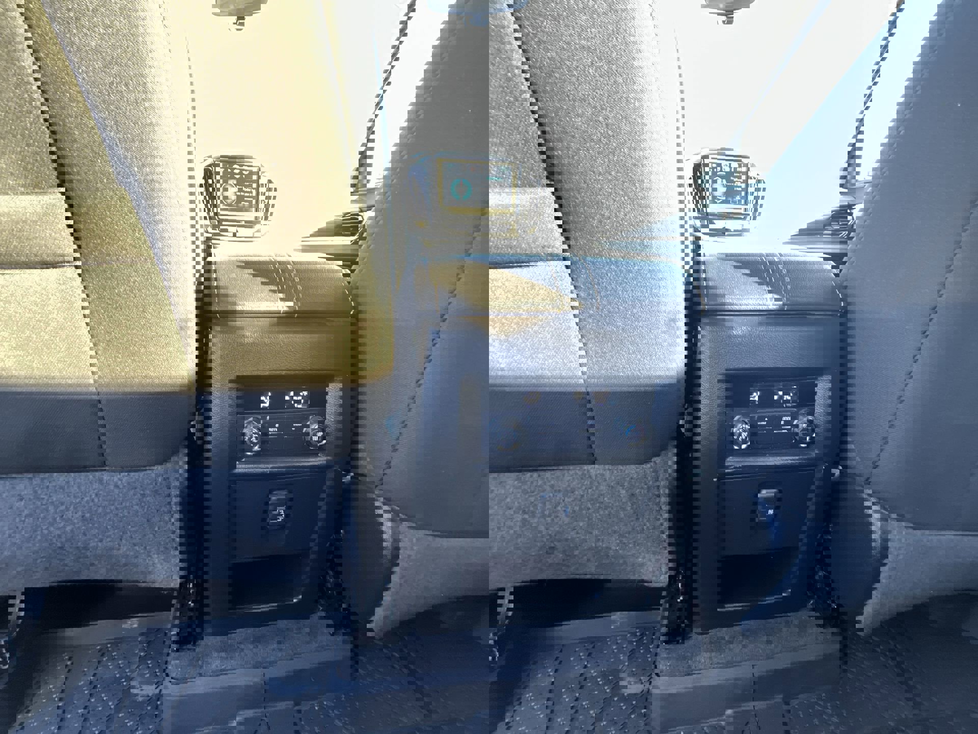 Used 2019 Chevrolet Traverse LT image 21