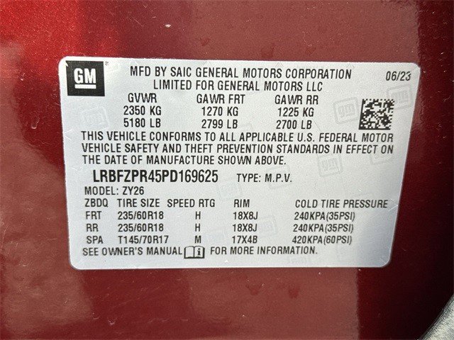 Used 2023 Buick Envision Essence image 37