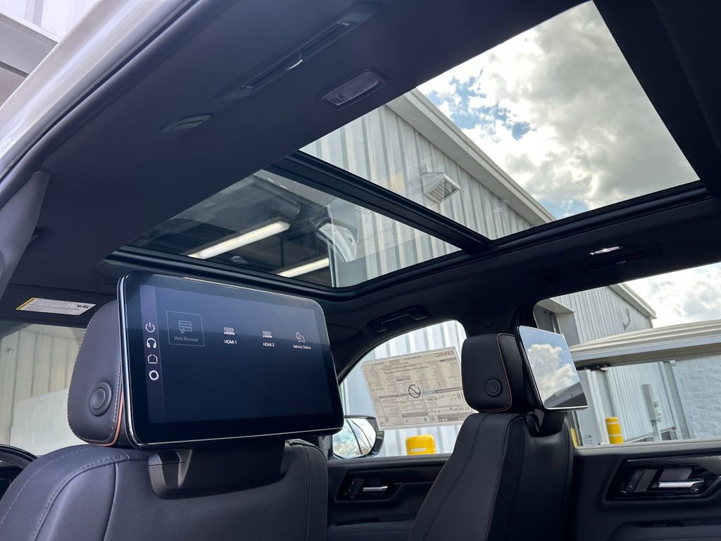 New 2026 GMC Yukon XL AT4 image 19