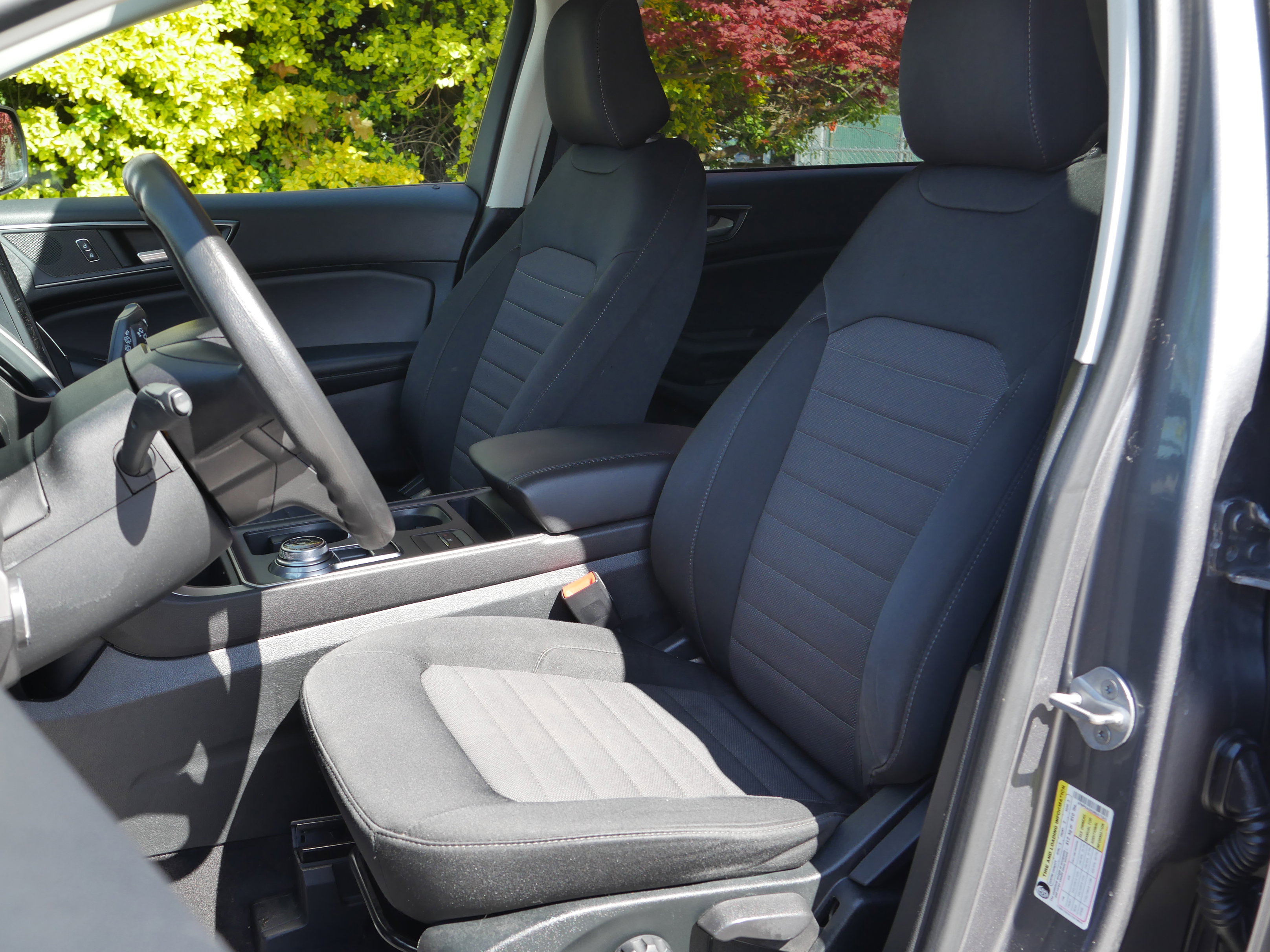Certified 2022 Ford Edge SE w/ Black Appearance Package AWD/4WD image 31