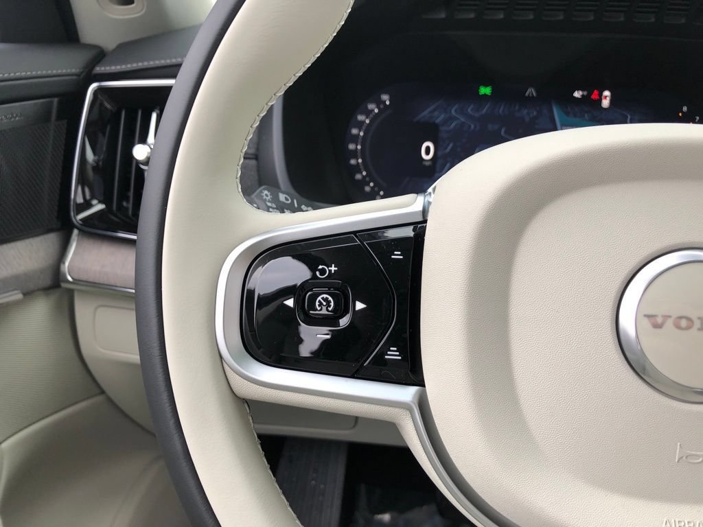New 2026 Volvo XC90 B6 Ultra w/ Protection Package AWD/4WD image 15