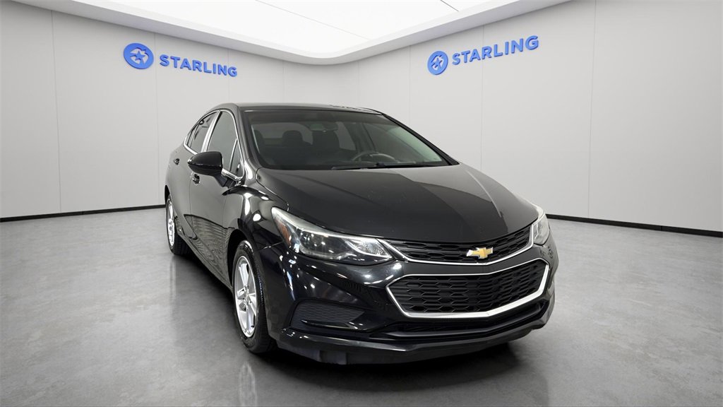 Used 2017 Chevrolet Cruze LT w/ Convenience Package image 14