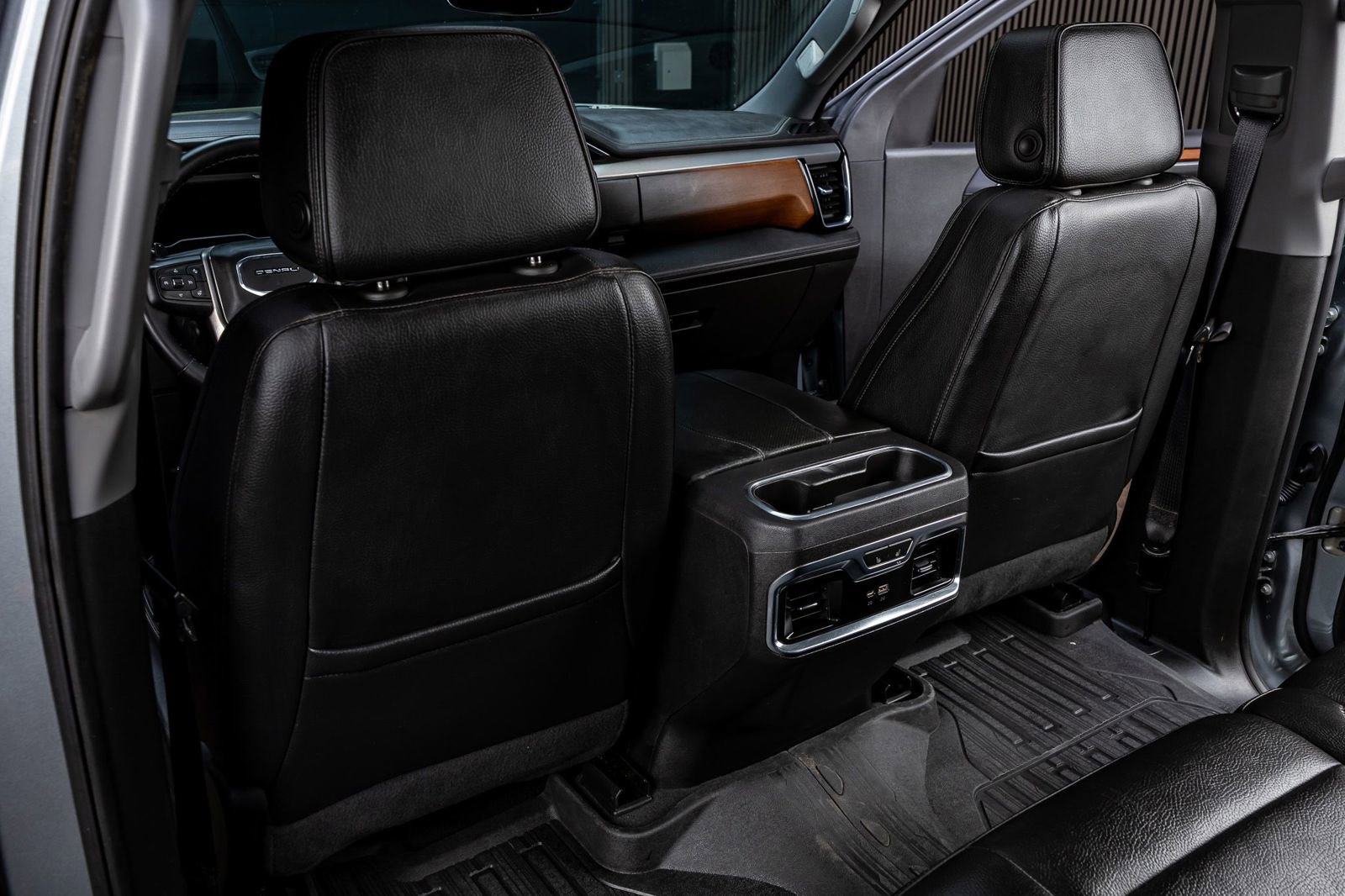 Used 2023 GMC Sierra 1500 Denali w/ Denali Reserve Package AWD/4WD image 32