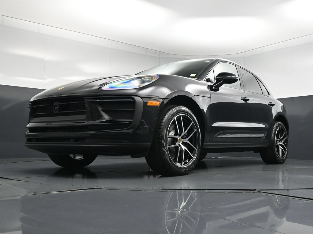 New 2026 Porsche Macan AWD/4WD image 26