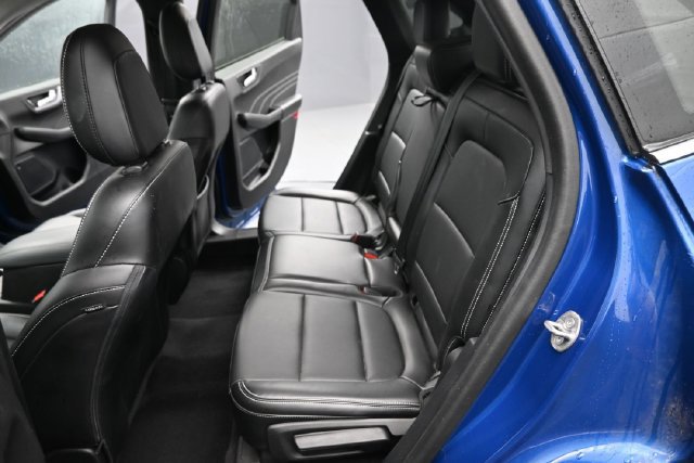 Used 2023 Ford Escape Platinum AWD/4WD image 12