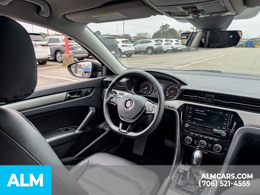 Used 2021 Volkswagen Passat 2.0T SE FWD image 16