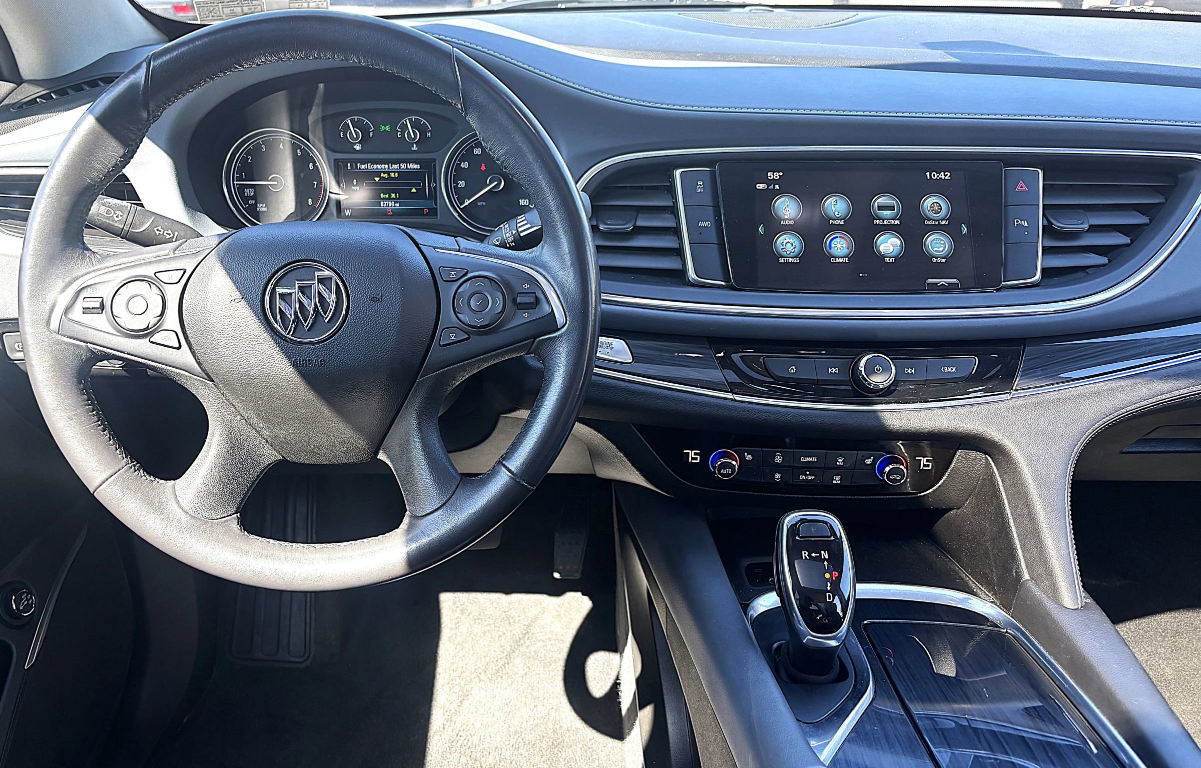 Used 2019 Buick Enclave Essence AWD/4WD image 12