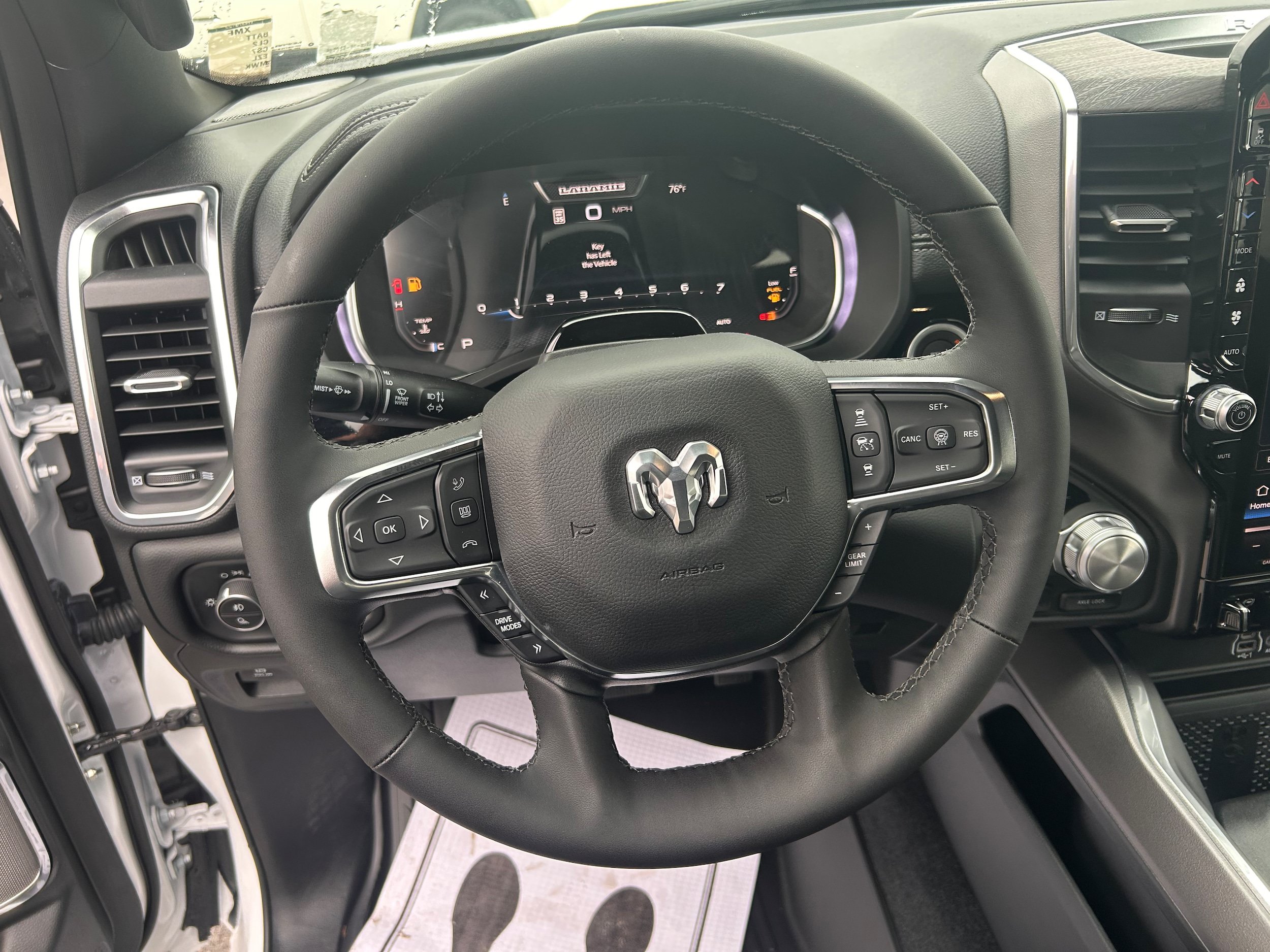 New 2026 RAM 1500 Laramie w/ Advanced Safety Group II AWD/4WD image 9