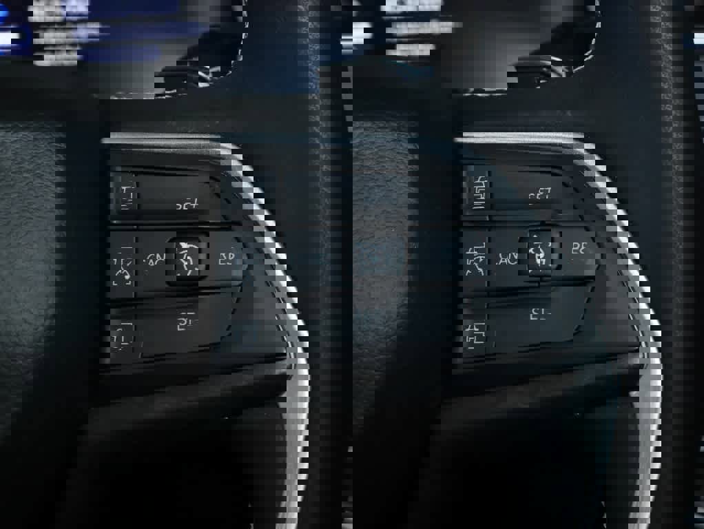 Used 2023 Jeep Grand Cherokee Limited w/ Luxury Tech Group II image 25