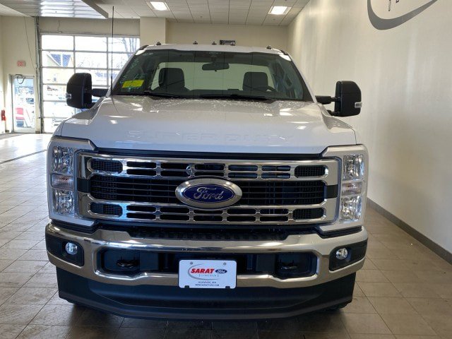 New 2025 Ford F350 XL w/ XL Chrome Package AWD/4WD image 3