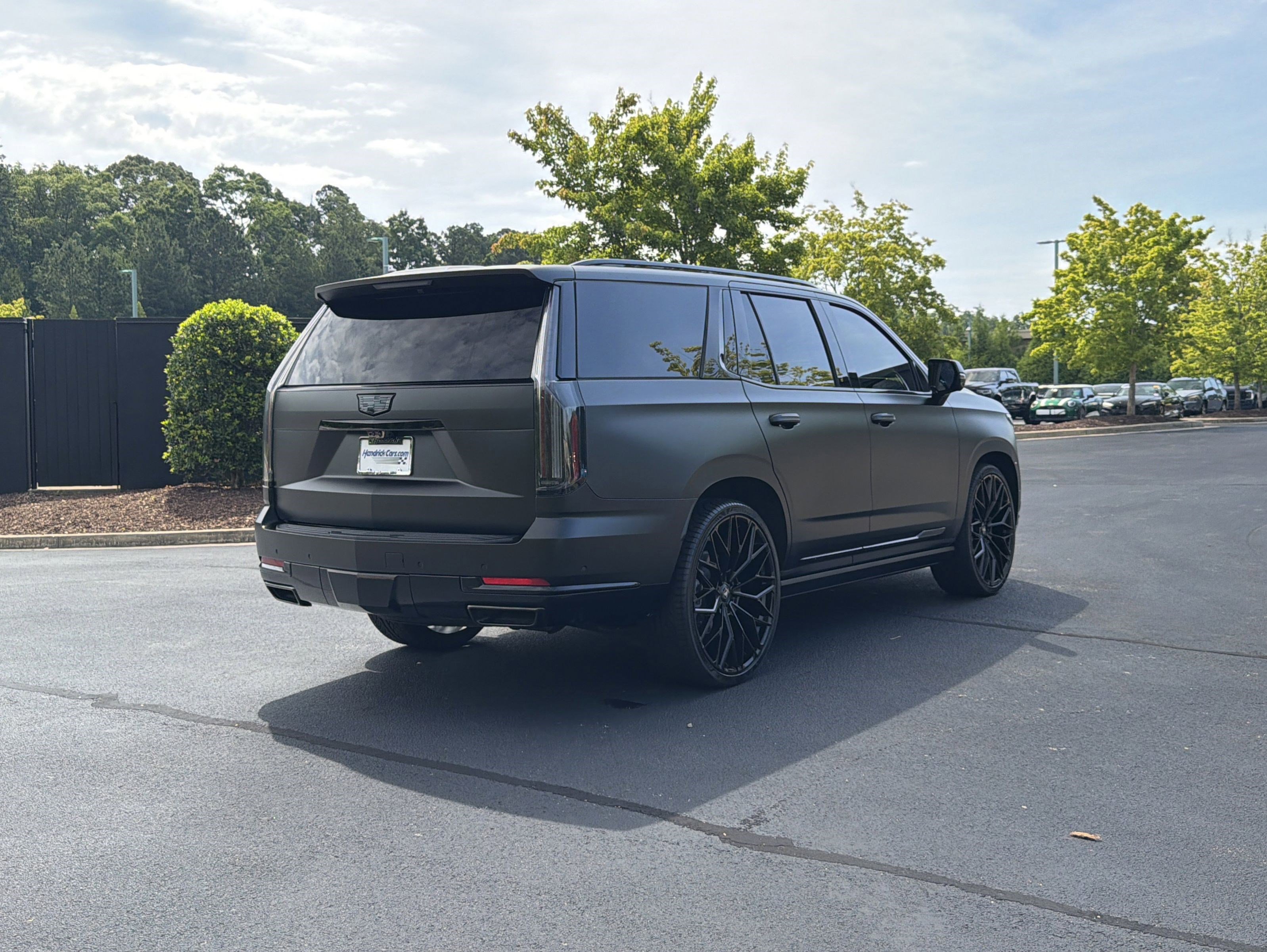 Used 2026 Cadillac Escalade Platinum Sport w/ LPO, ONYX Package AWD/4WD image 3