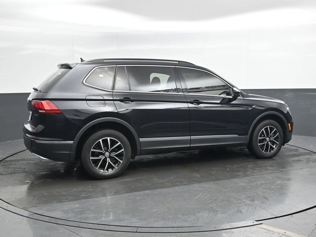 Used 2021 Volkswagen Tiguan SE AWD/4WD image 3