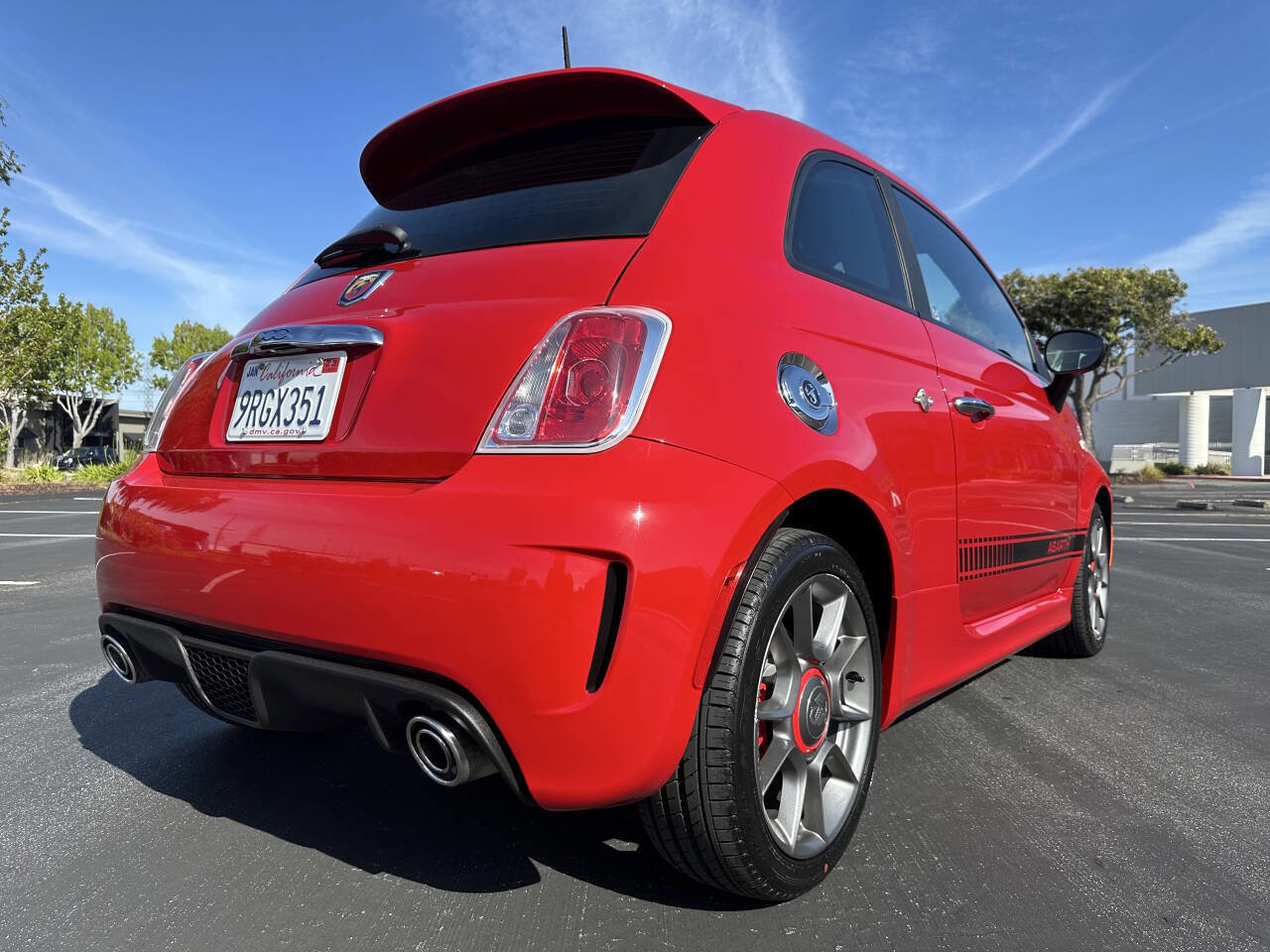 Used 2015 FIAT 500 Abarth w/ Mopar Scorpion Package FWD image 26