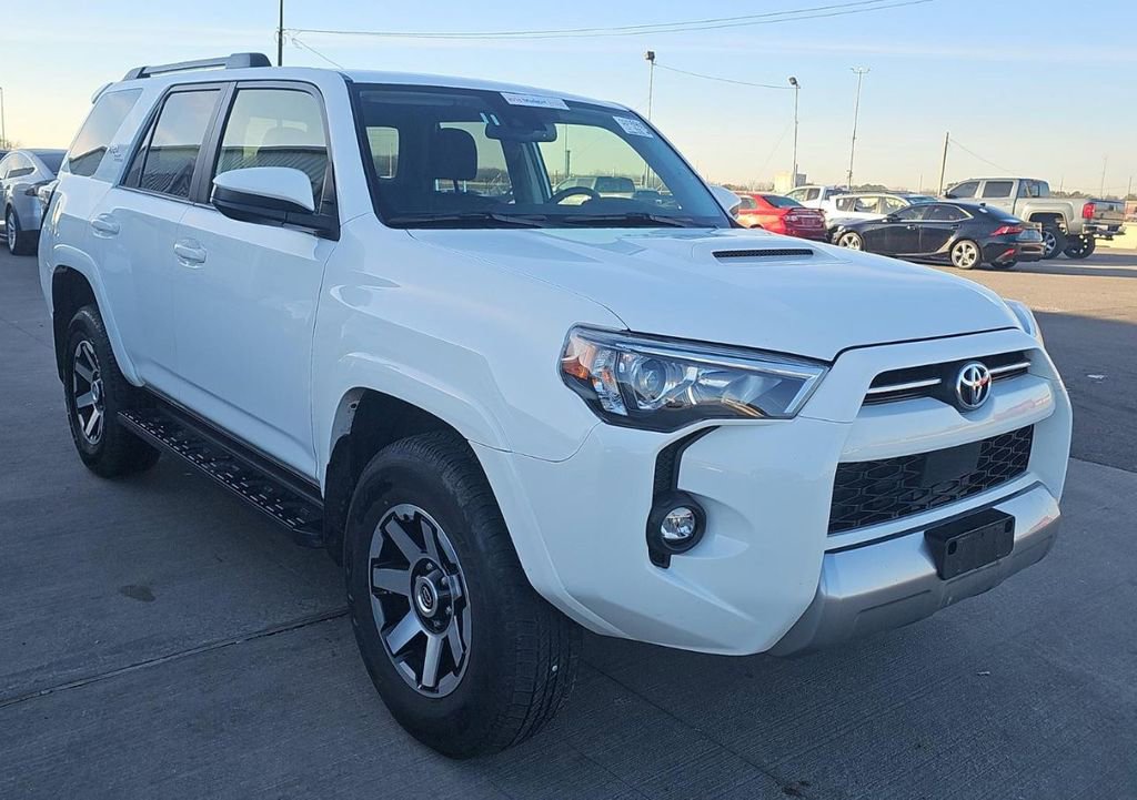 Used 2024 Toyota 4Runner TRD Off-Road image 2