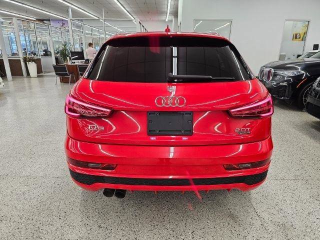 Used 2016 Audi Q3 2.0T Prestige w/ Prestige Package image 5