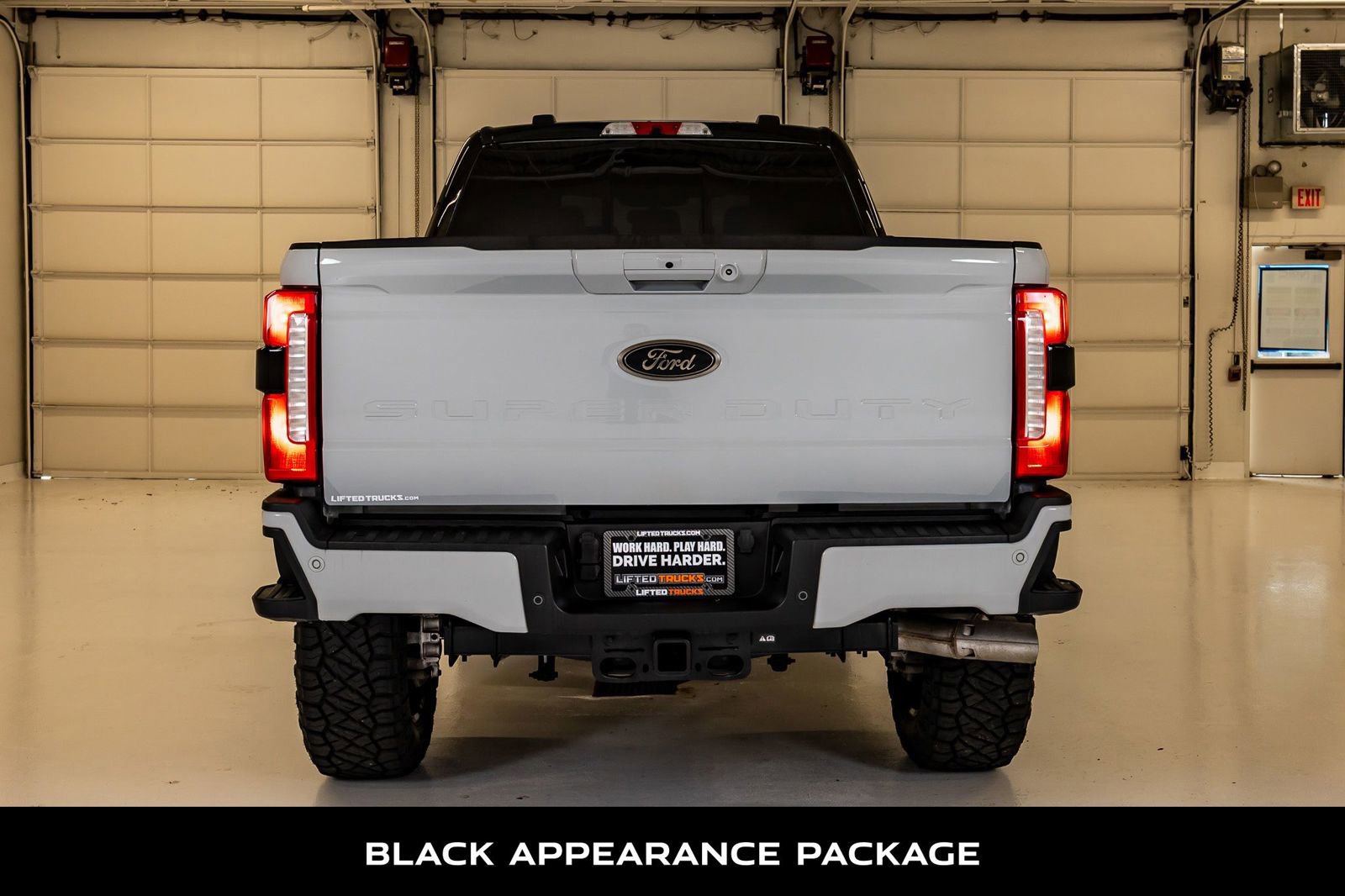Used 2025 Ford F250 Lariat w/ Lariat Ultimate Package AWD/4WD image 8