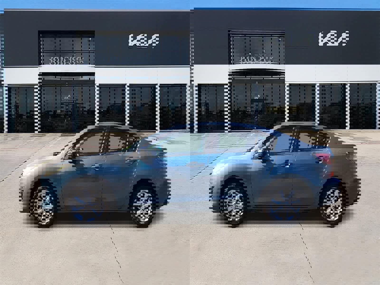 Used 2010 MAZDA MAZDA3 i Touring image 4