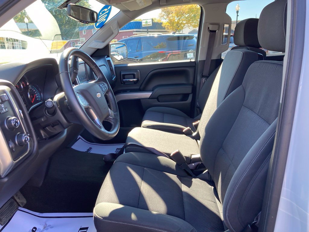 Used 2015 Chevrolet Silverado 1500 LT w/ All Star Edition AWD/4WD image 4
