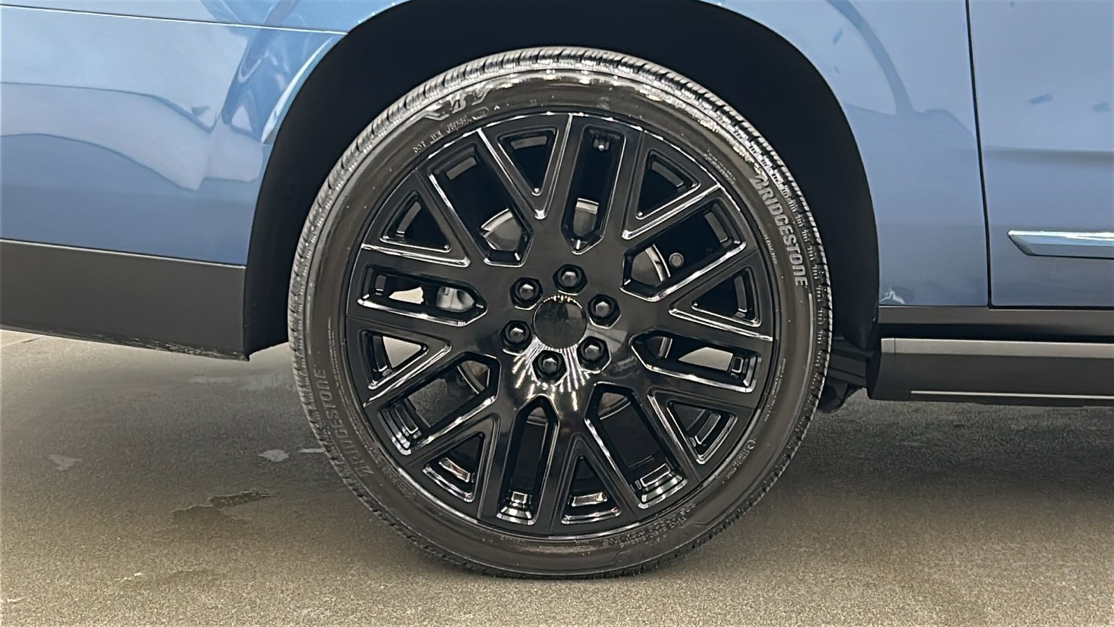 Used 2025 GMC Yukon XL Denali Ultimate image 11