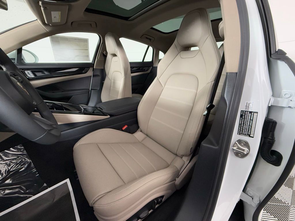 New 2026 Porsche Panamera image 5