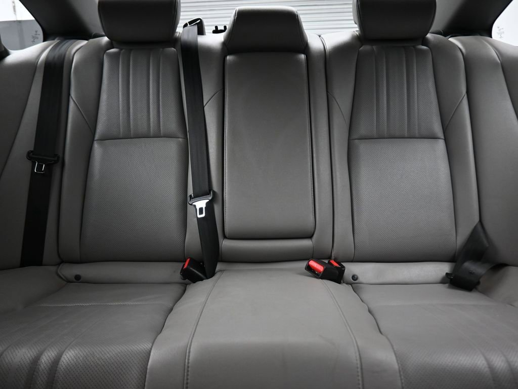 Used 2020 Honda Accord EX-L image 32