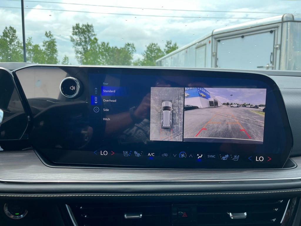 New 2025 Chevrolet Tahoe Premier image 18