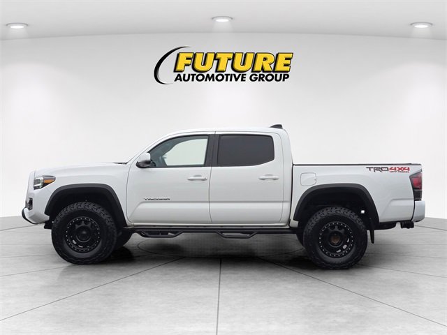 Used 2021 Toyota Tacoma TRD Off-Road image 7