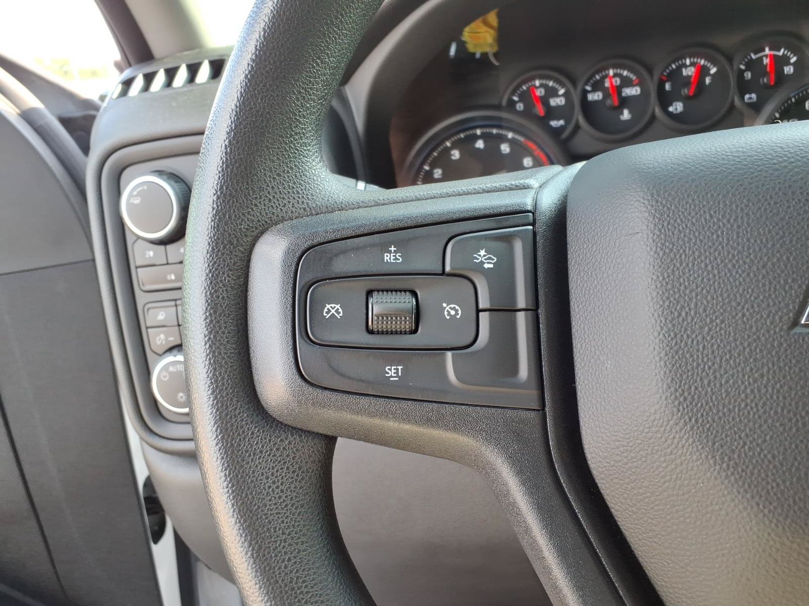 Used 2024 Chevrolet Silverado 2500 Custom w/ Custom Value Package AWD/4WD image 31
