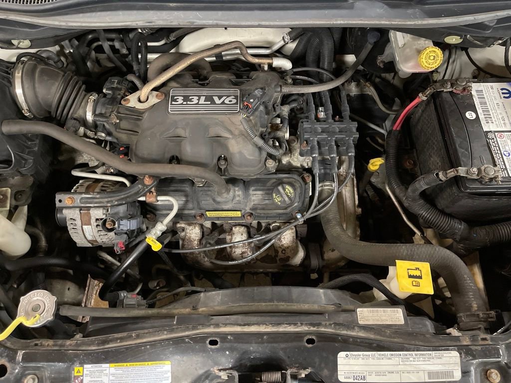 Used 2010 Dodge Grand Caravan SE image 20