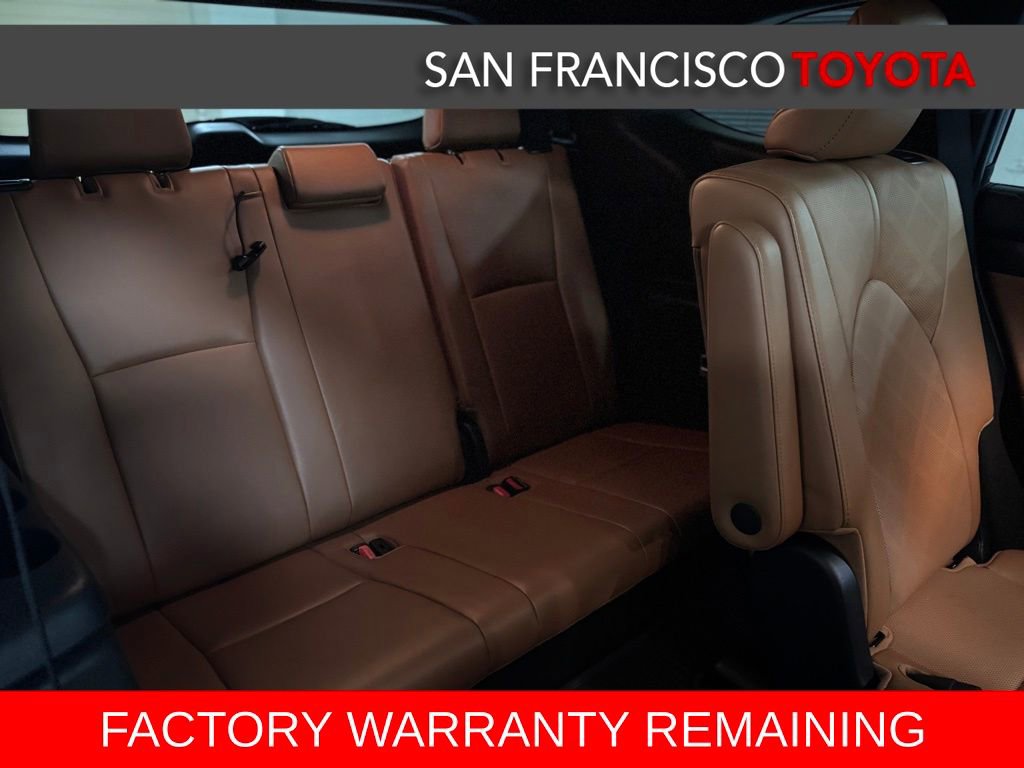 Used 2022 Toyota Highlander Platinum image 9