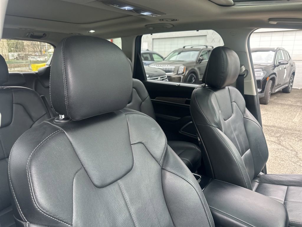 Used 2020 Kia Telluride SX image 42