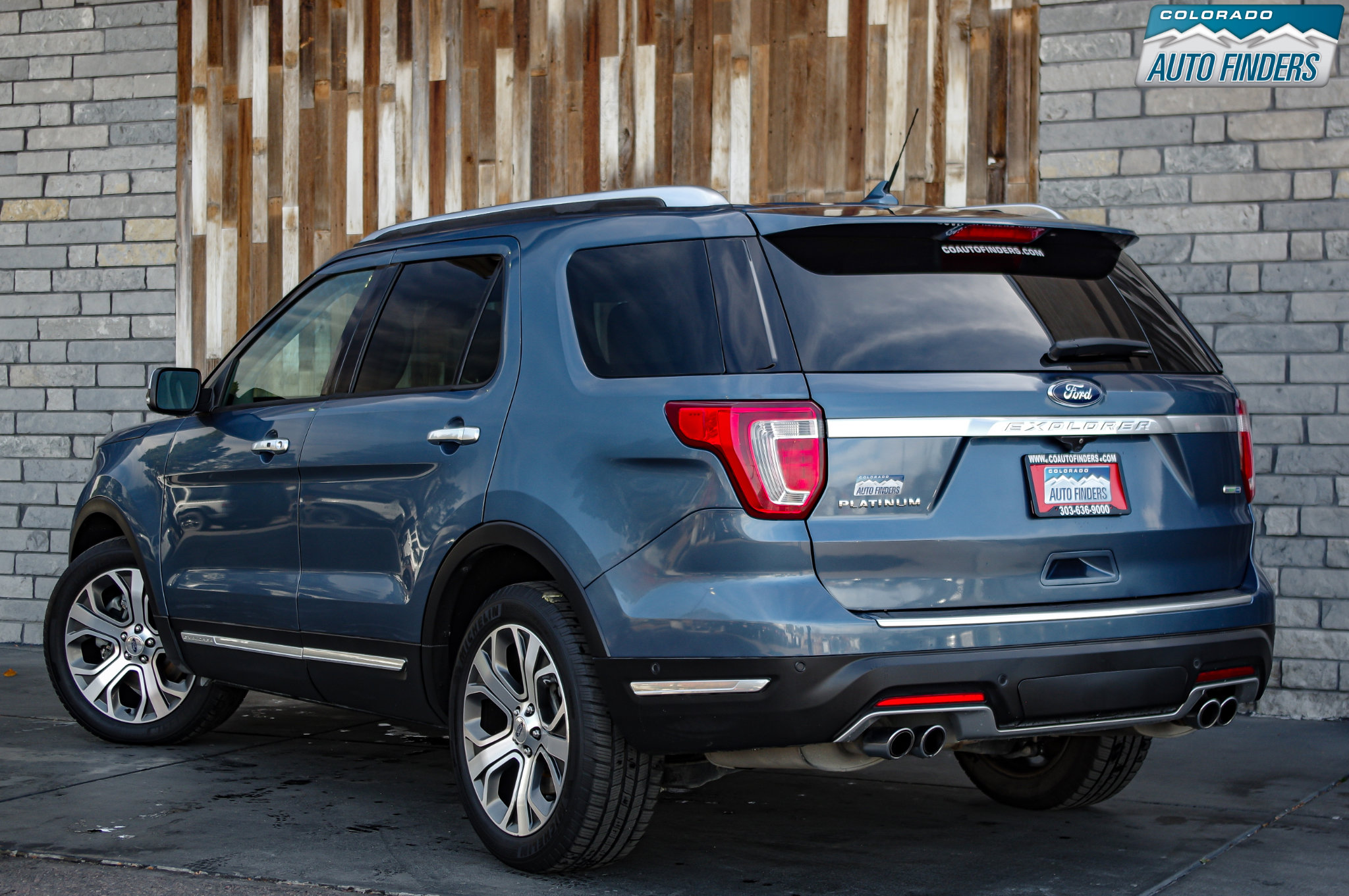 Used 2019 Ford Explorer Platinum image 4