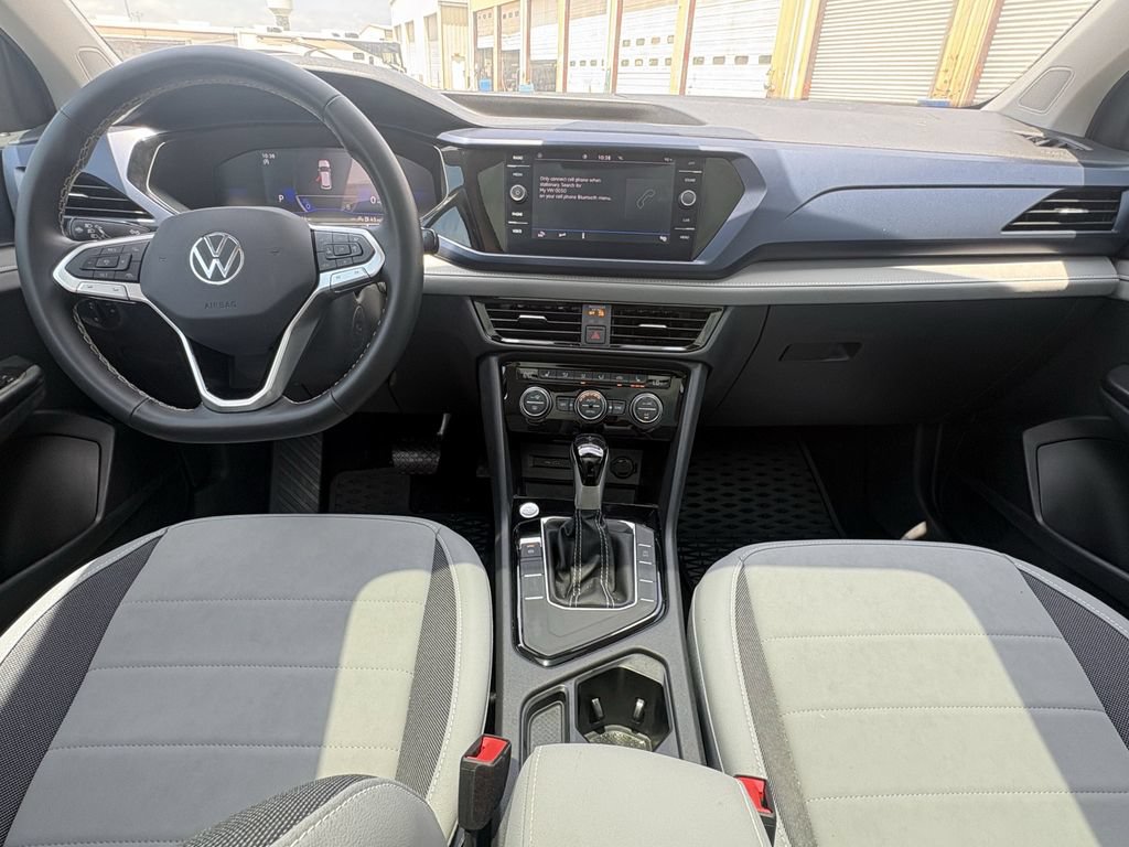 Used 2024 Volkswagen Taos SE FWD image 27