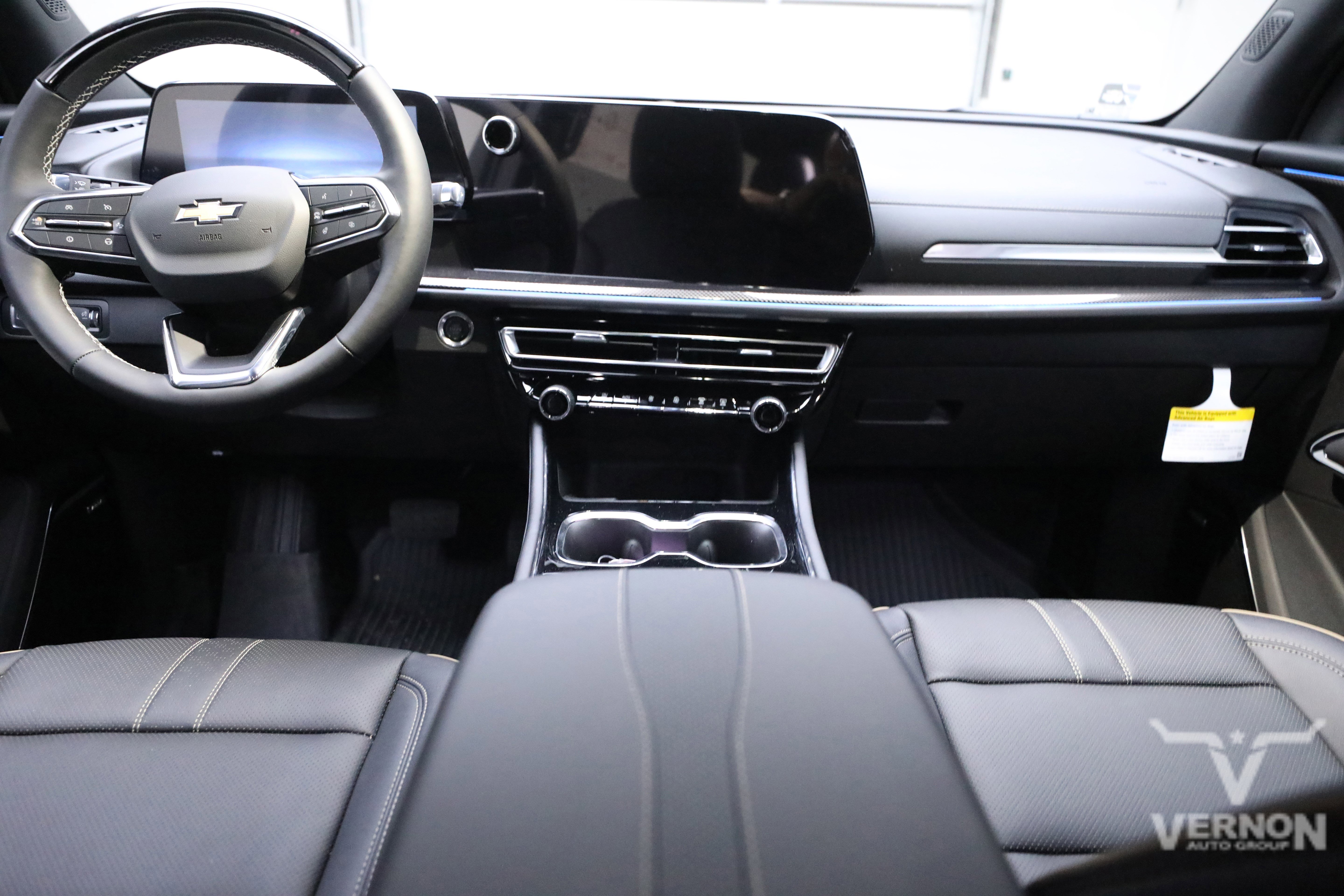 New 2026 Chevrolet Traverse High Country w/ LPO, Floor Liner Package image 13