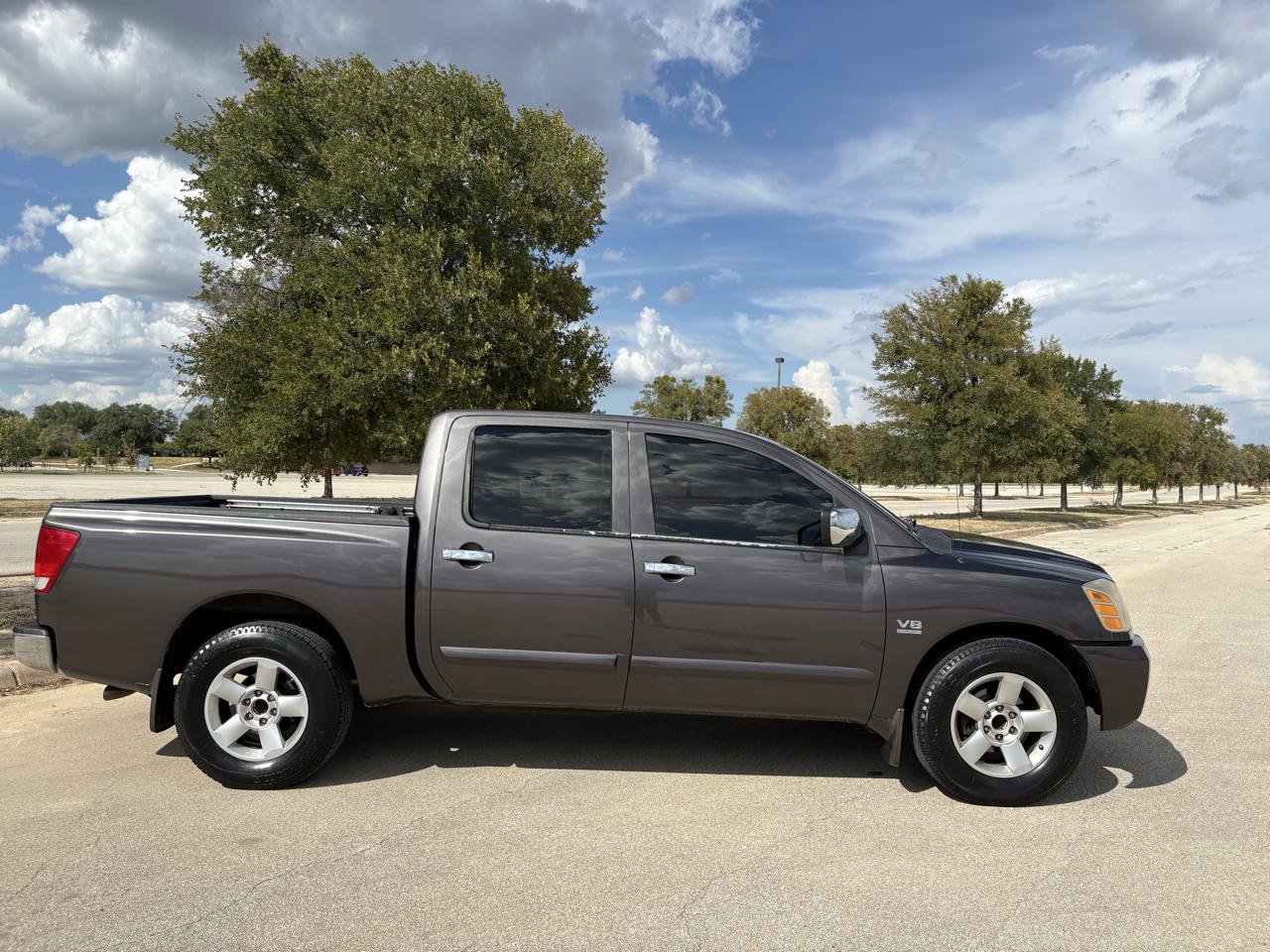 Used 2004 Nissan Titan SE RWD image 50