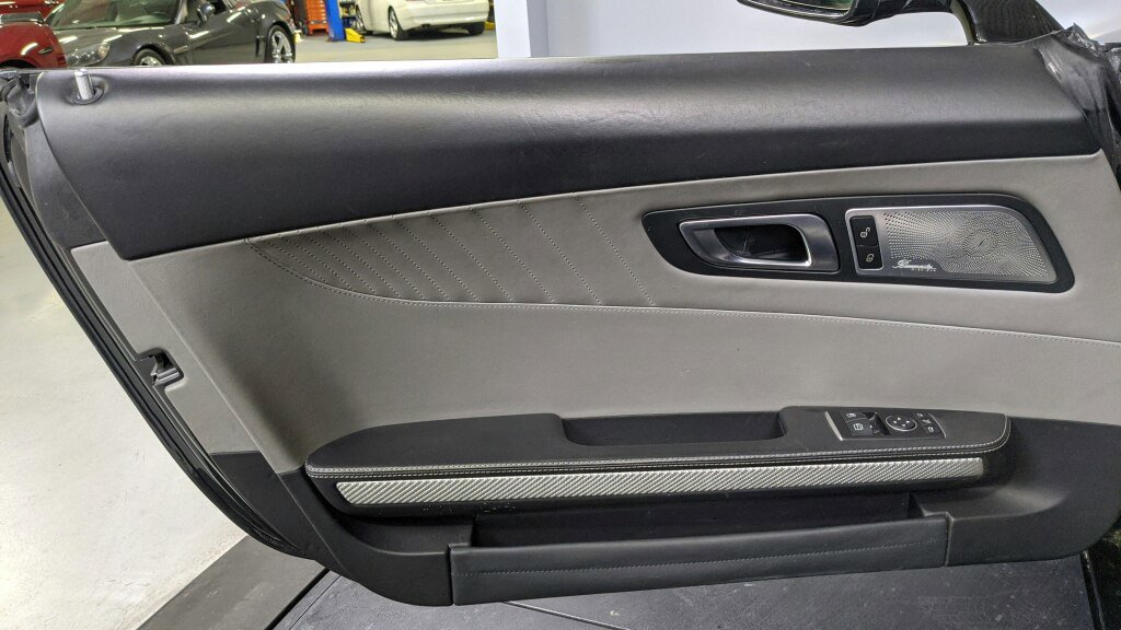 Used 2016 Mercedes-Benz AMG GT S image 32