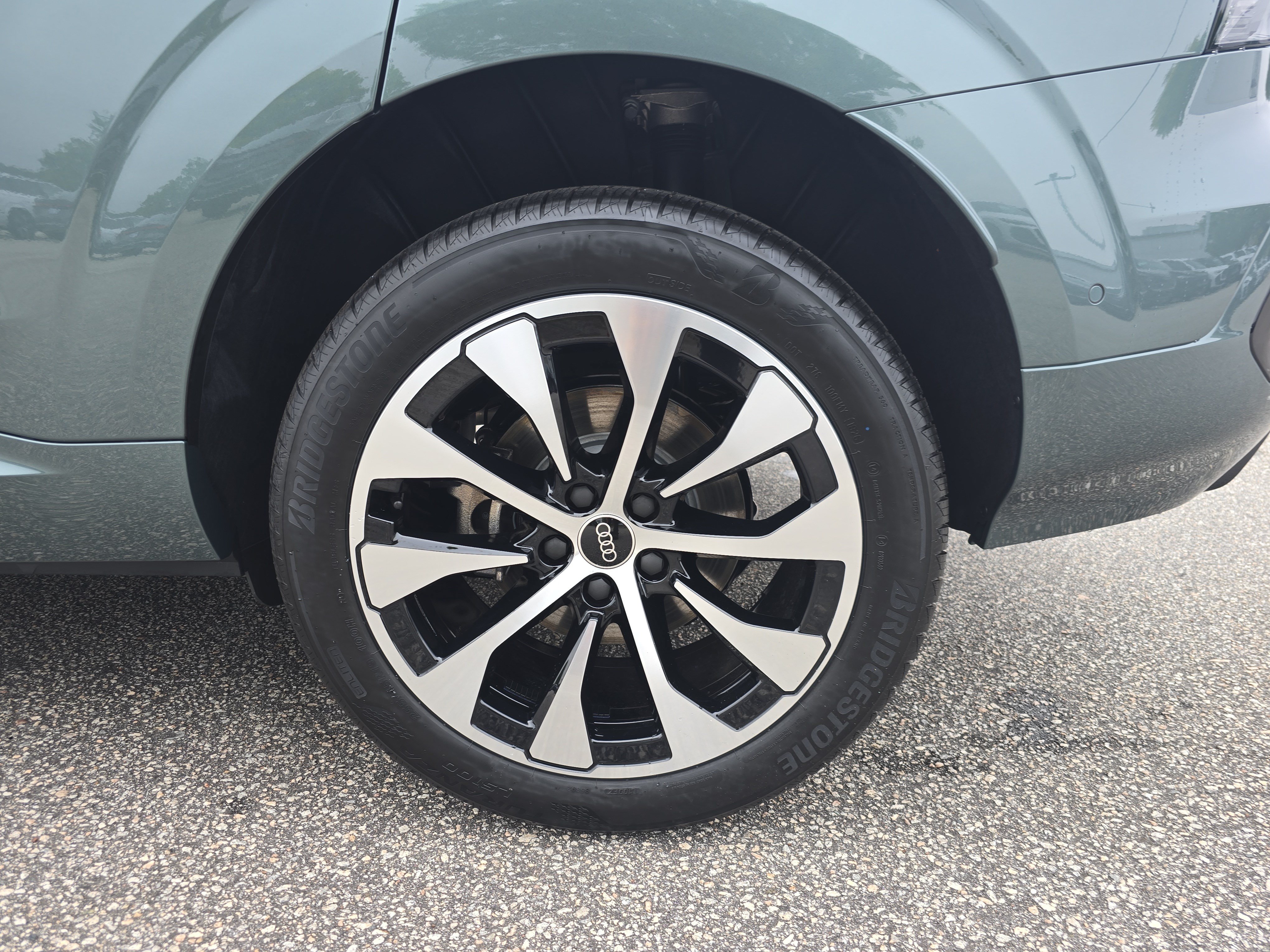 New 2026 Audi Q3 quattro 2.0T AWD/4WD image 30